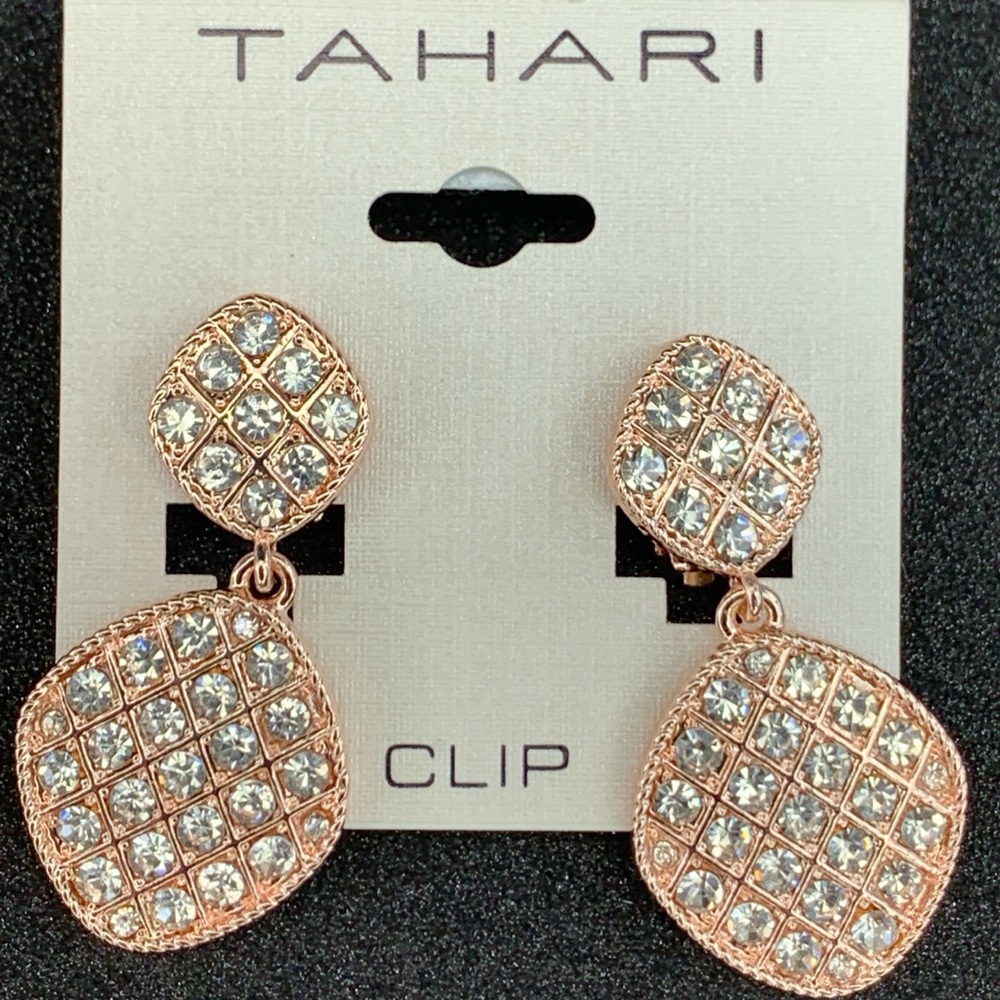 Tahari Clip-on Earrings‎